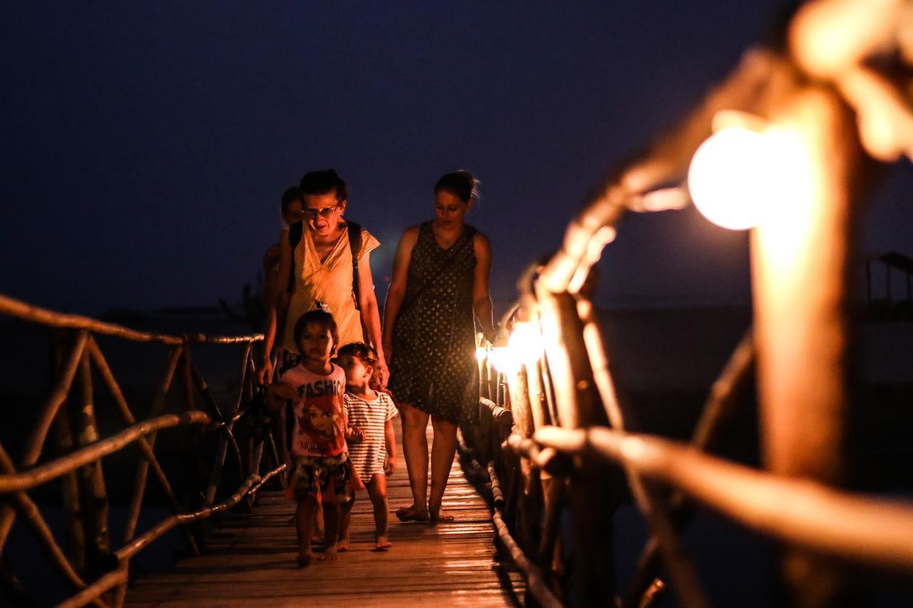 Mandrem Village Resort Ngoại thất bức ảnh